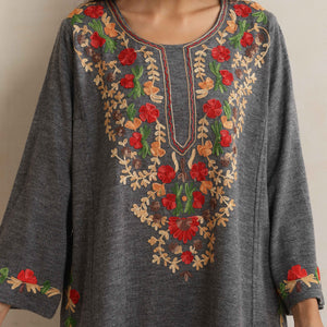 trueBrowns Grey Kashmiri Embroidered Woollen Phiran Kurta
