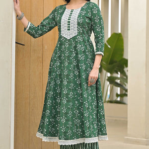 green-floral-printed-pure-cotton-anarkali-salwar-suit-1