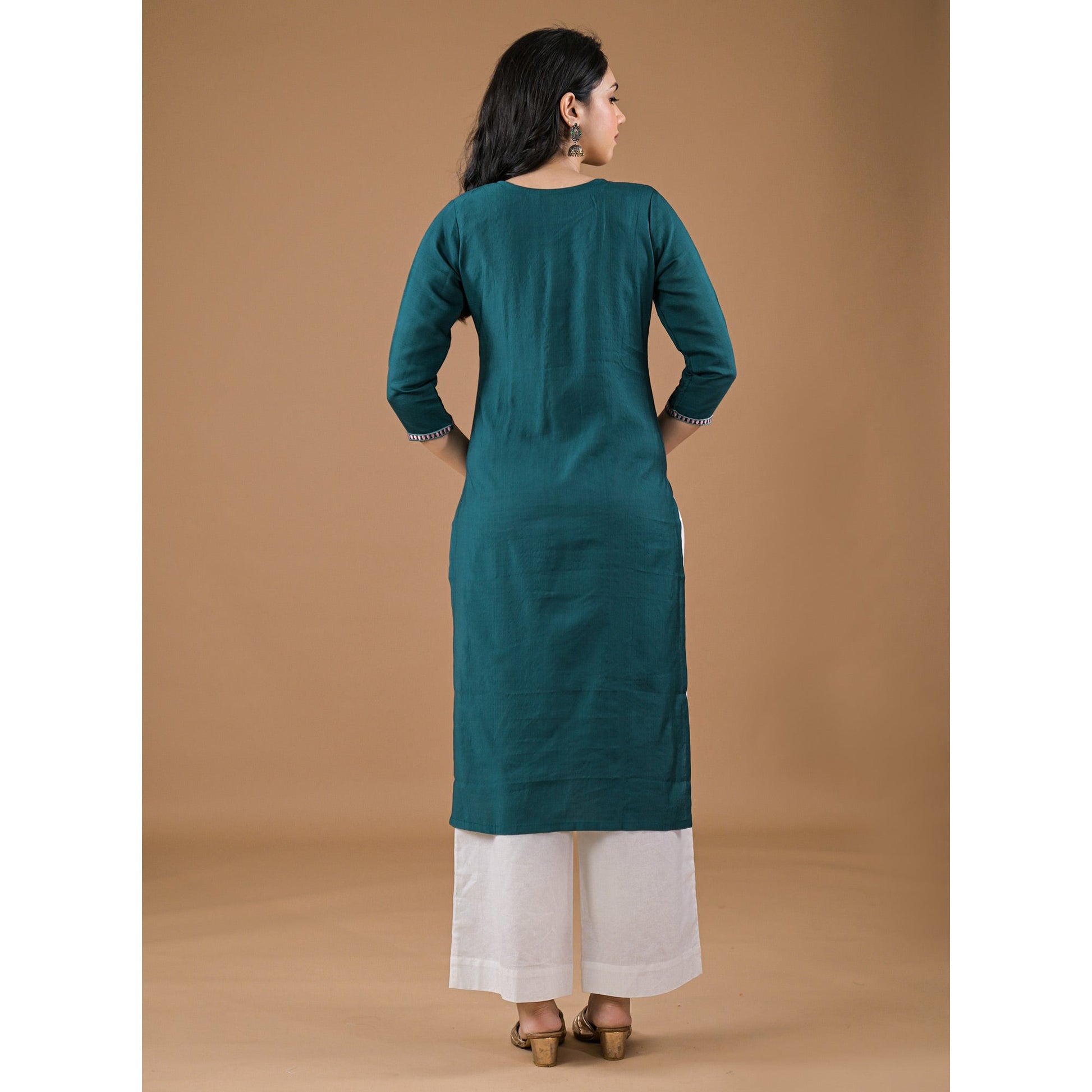 green-yoke-embroidered-pure-cotton-straight-kurti