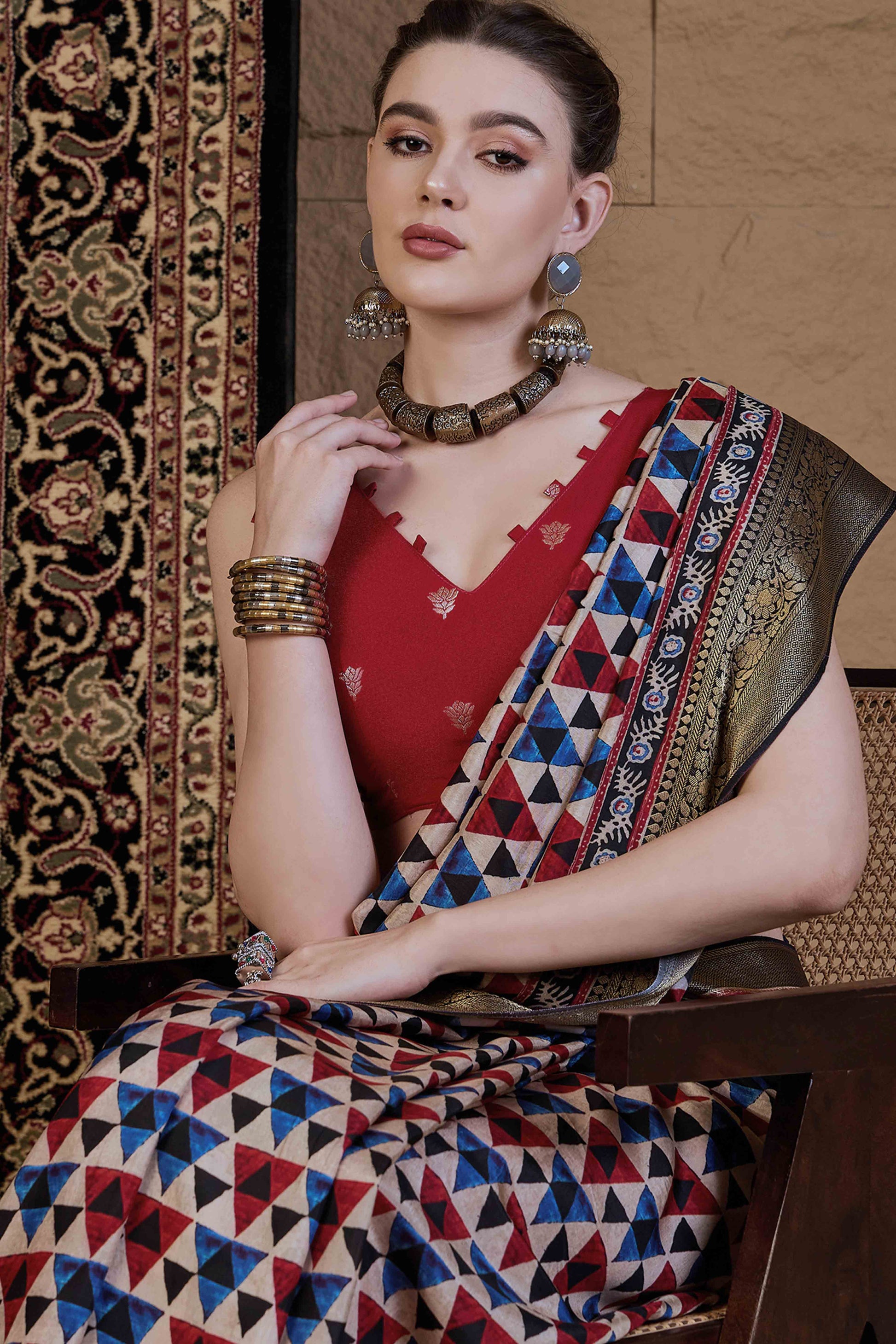 Multicolor Geometric Printed Viscose Saree