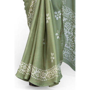 green-floral-printed-chiffon-saree-3