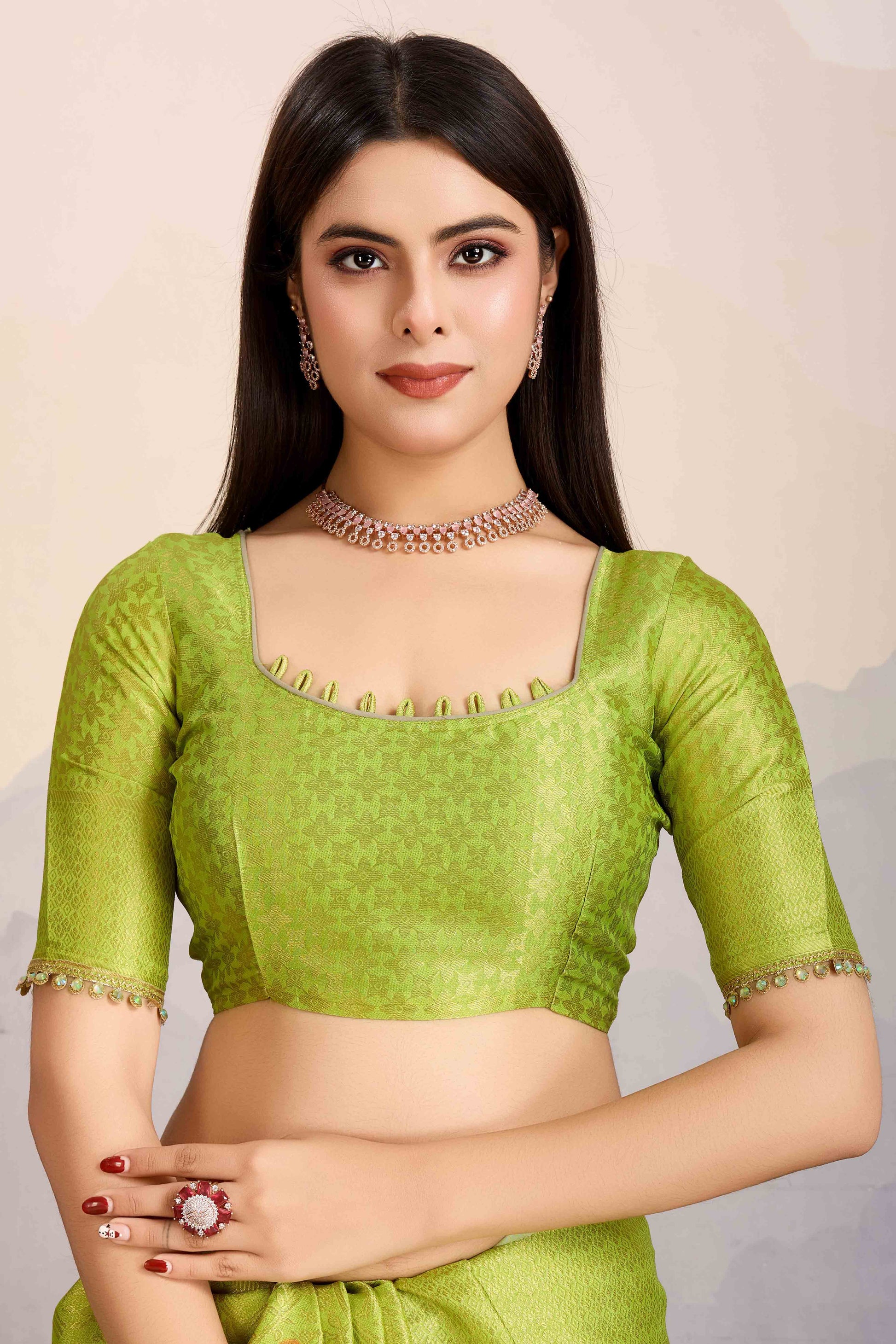 green-zari-weaving-mysore-brocade-silk-saree