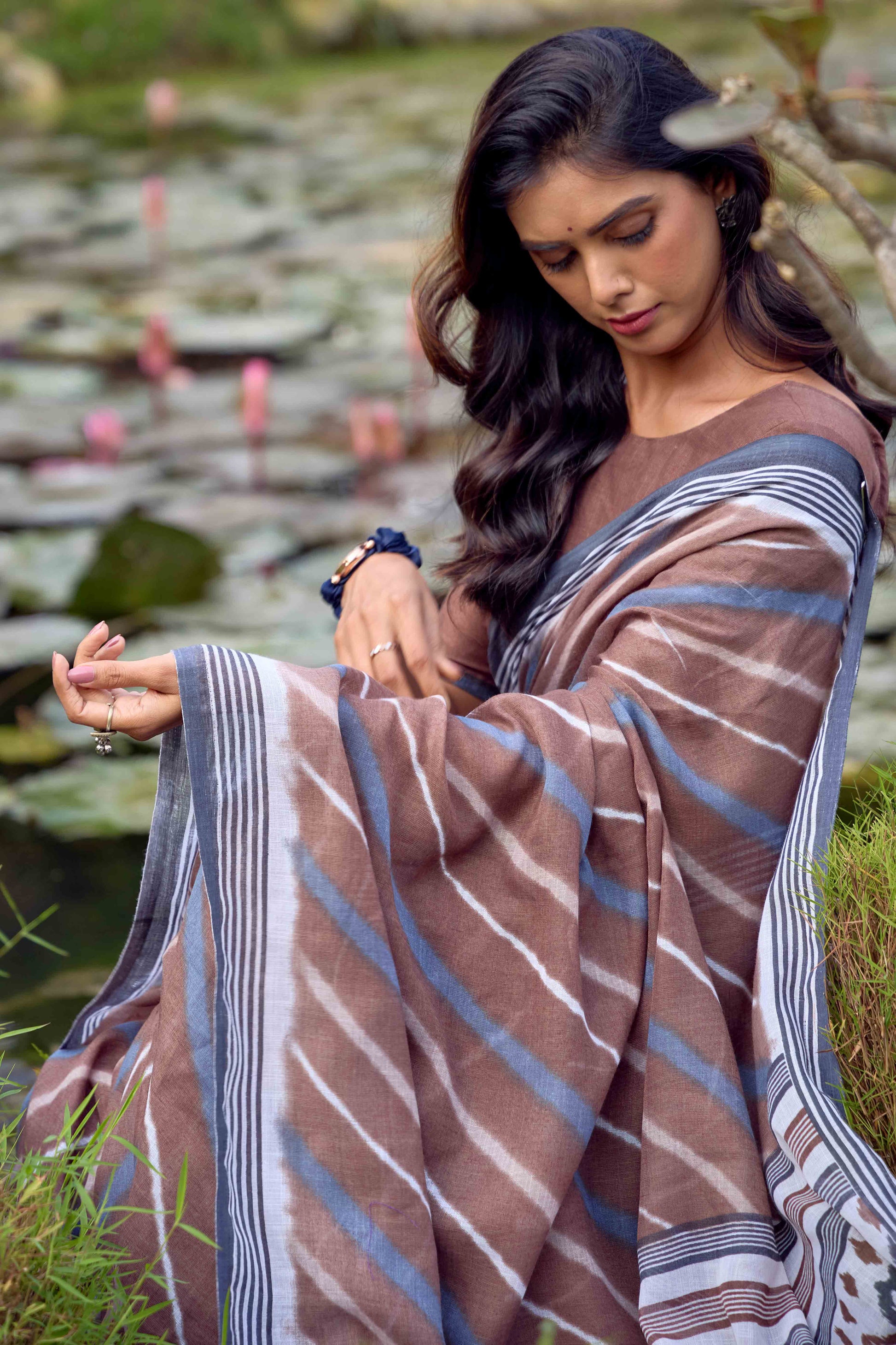 Brown Leheriya Printed Linen Saree