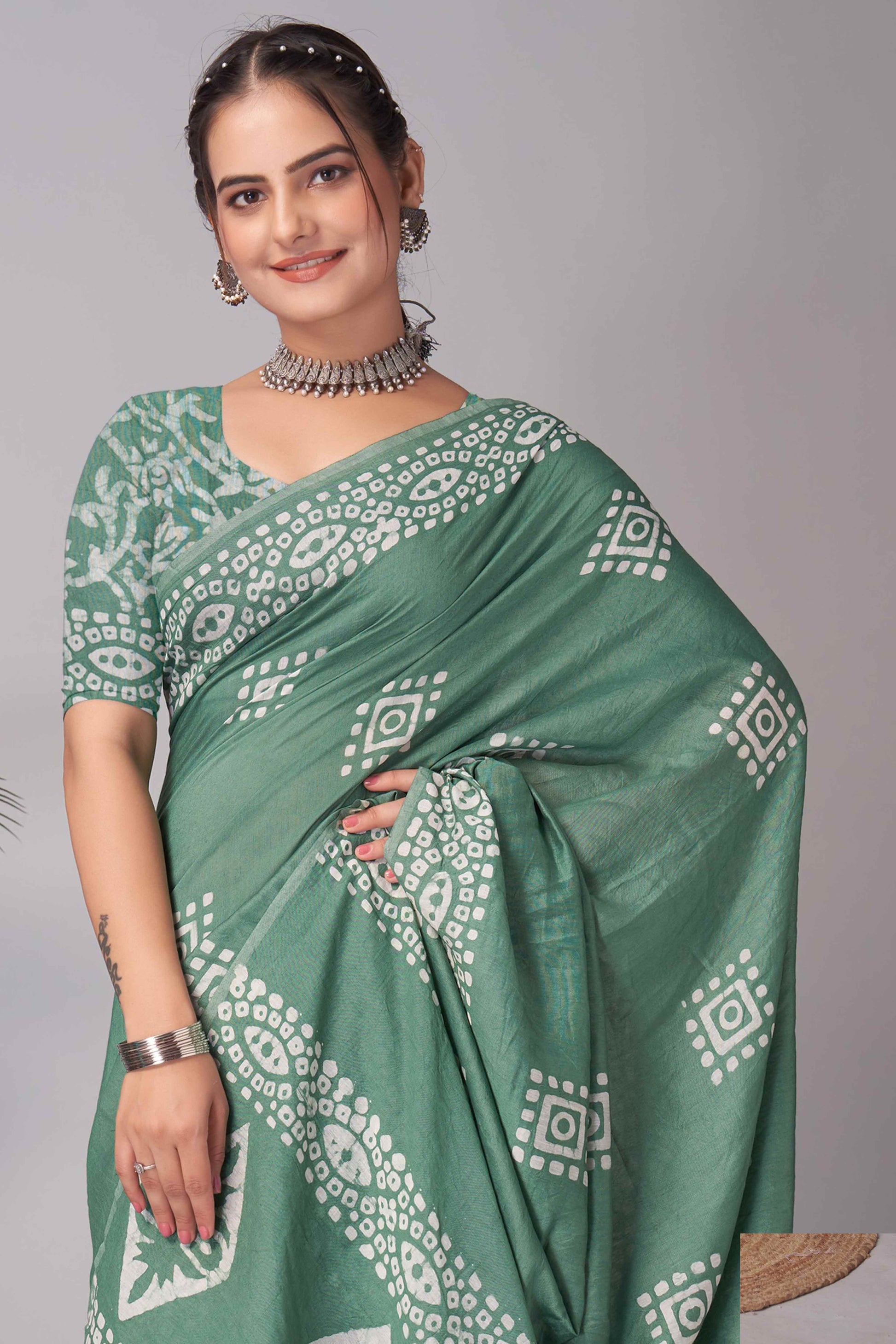green-batik-printed-chanderi-cotton-silk-saree