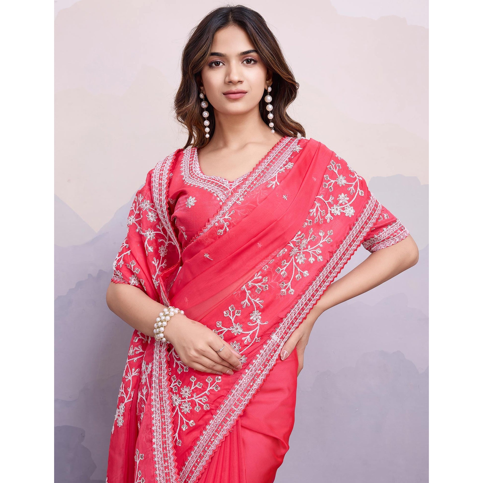 Gajari Pink Floral Sequins Embroidered Organza Saree With Lace Border
