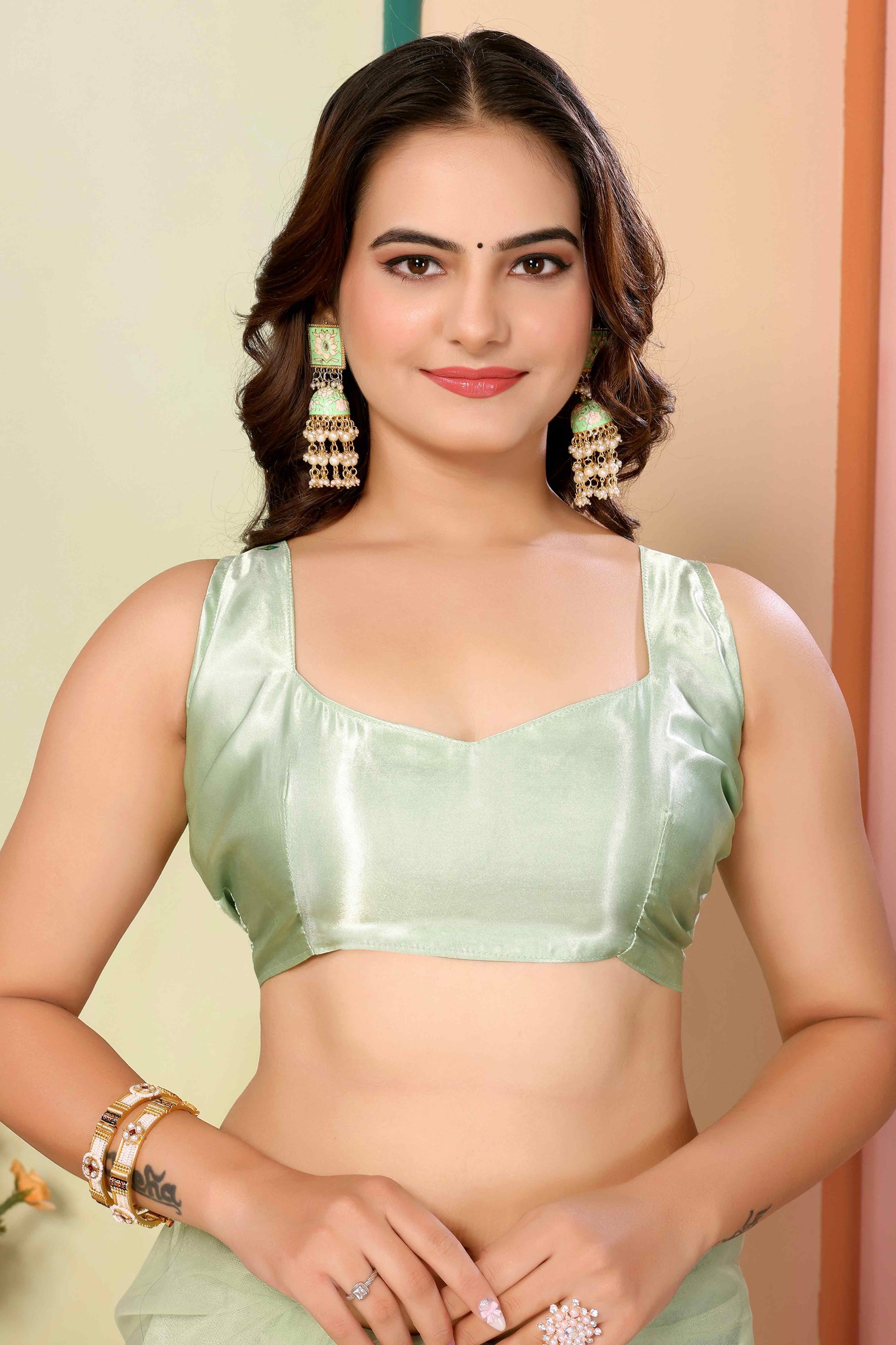 green-floral-embroidered-organza-saree-17