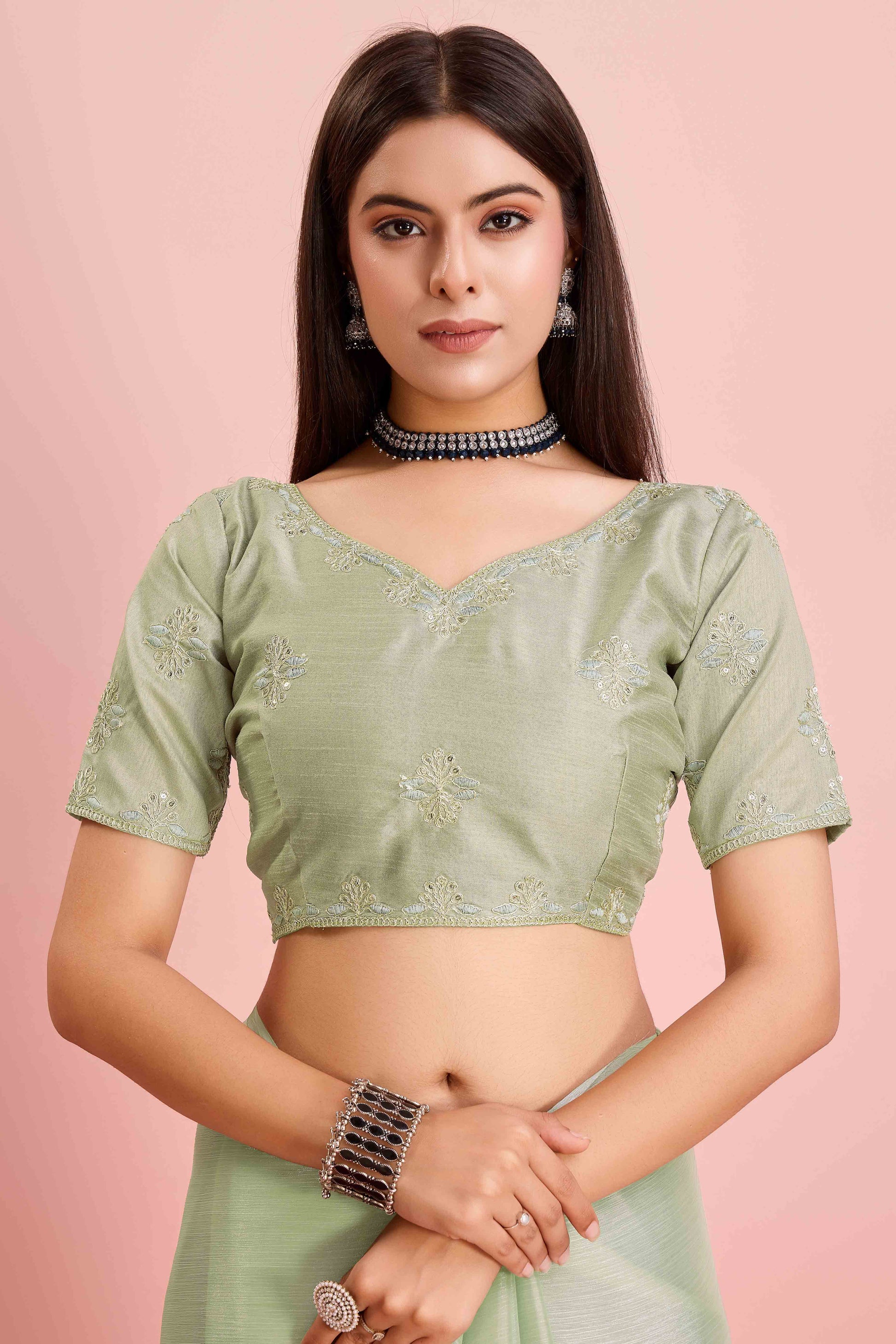 green-solid-with-sequins-embroidery-border-mulberry-silk-saree