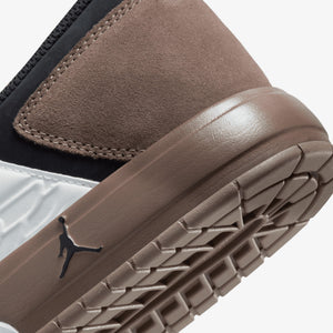 Jordan | NU RETRO 1 LOW  { WHITE/BLACK-PALOMINO-WHITE