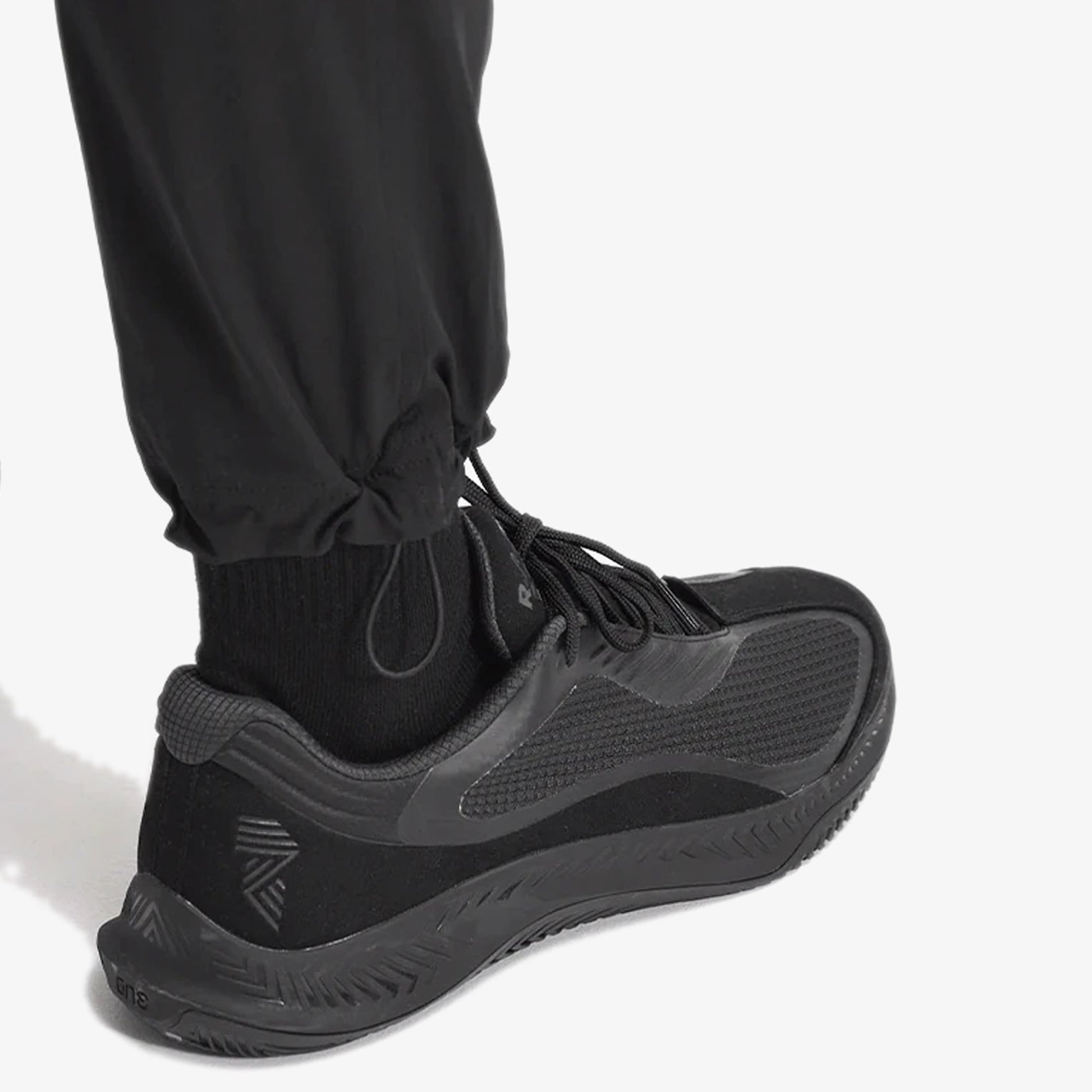 REPRESENT | STEPPED HEM SWEATPANTS { 247 PANT { BLACK