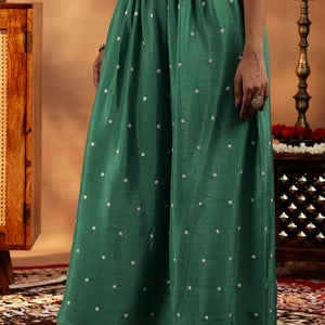 Green Embroidered Silk Blend Straight Suit With Dupatta