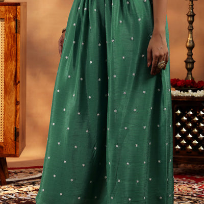 Green Embroidered Silk Blend Straight Suit With Dupatta