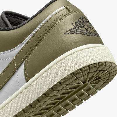JORDAN | AIR JORDAN 1 LOW { BLACK/WHITE-MEDIUM OLIVE