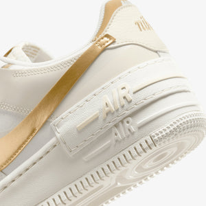 NIKE | WMNS'S AIR FORCE 1 SHADOW { SAIL/METALLIC GOLD-COCONUT MILK