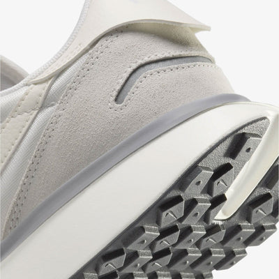Nike | PHOENIX WAFFLE  { PLATINUM TINT/PALE IVORY-SUMMIT WHITE