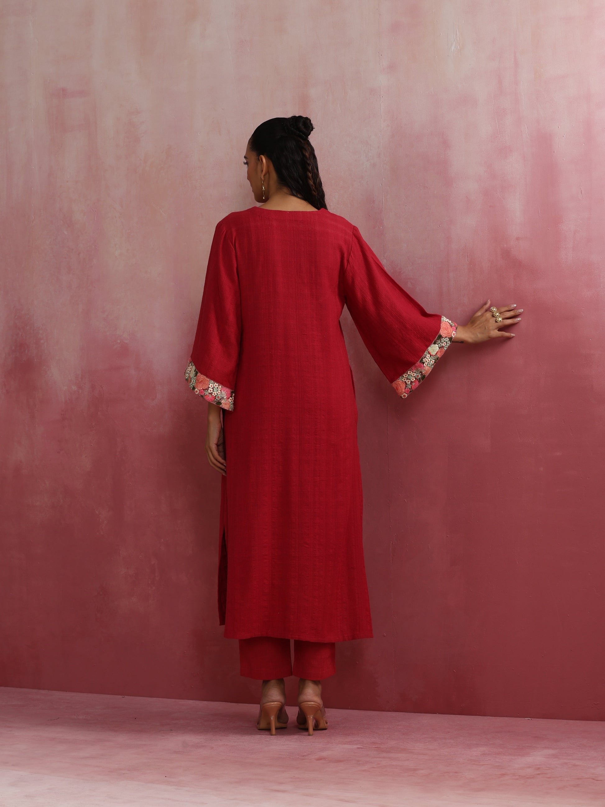 trueBrowns Red Straight Cotton Dobby Kurta Set