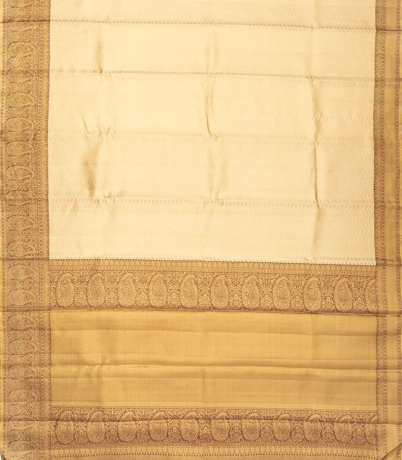Cream Handloom Kanchipuram Silk Saree With Chevron Stripes