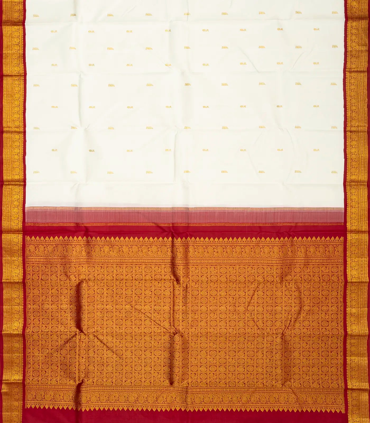 Cream Handloom Kanchipuram Korvai Silk Saree With Zari Buttas