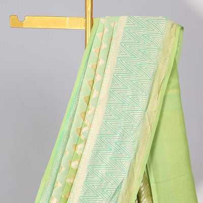Green zig-zag striped banaras georgette saree with contrast border & geometric design pallu