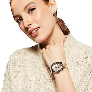 Guess G-Twist Silver Dial Women 40mm
