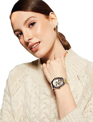 Guess G-Twist Silver Dial Women 40mm
