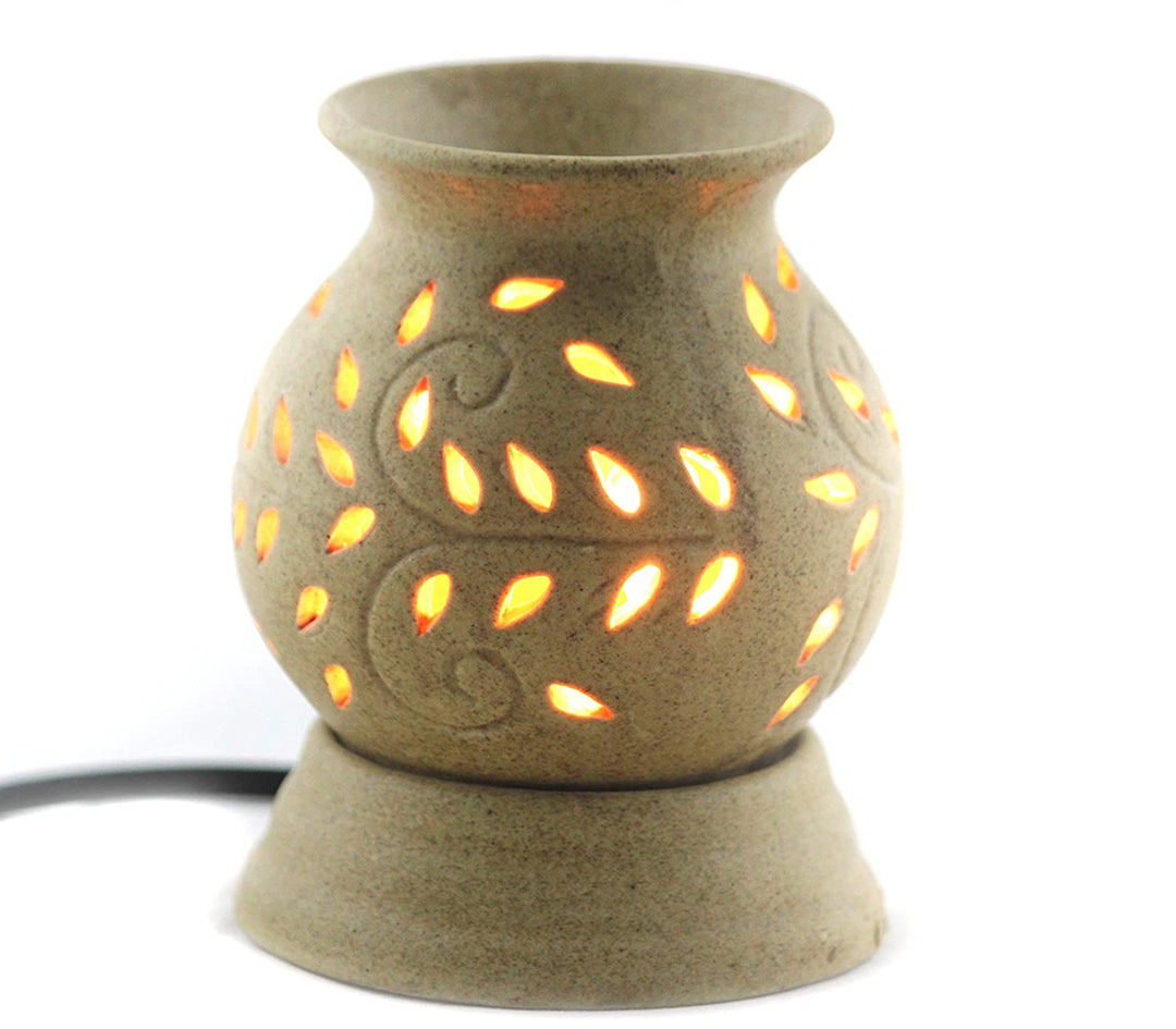 ELECTRIC AROMA OIL DIFFUSER WITH ESSENTIAL OIL