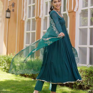 Odika Gotapatti Goergette Suit Set