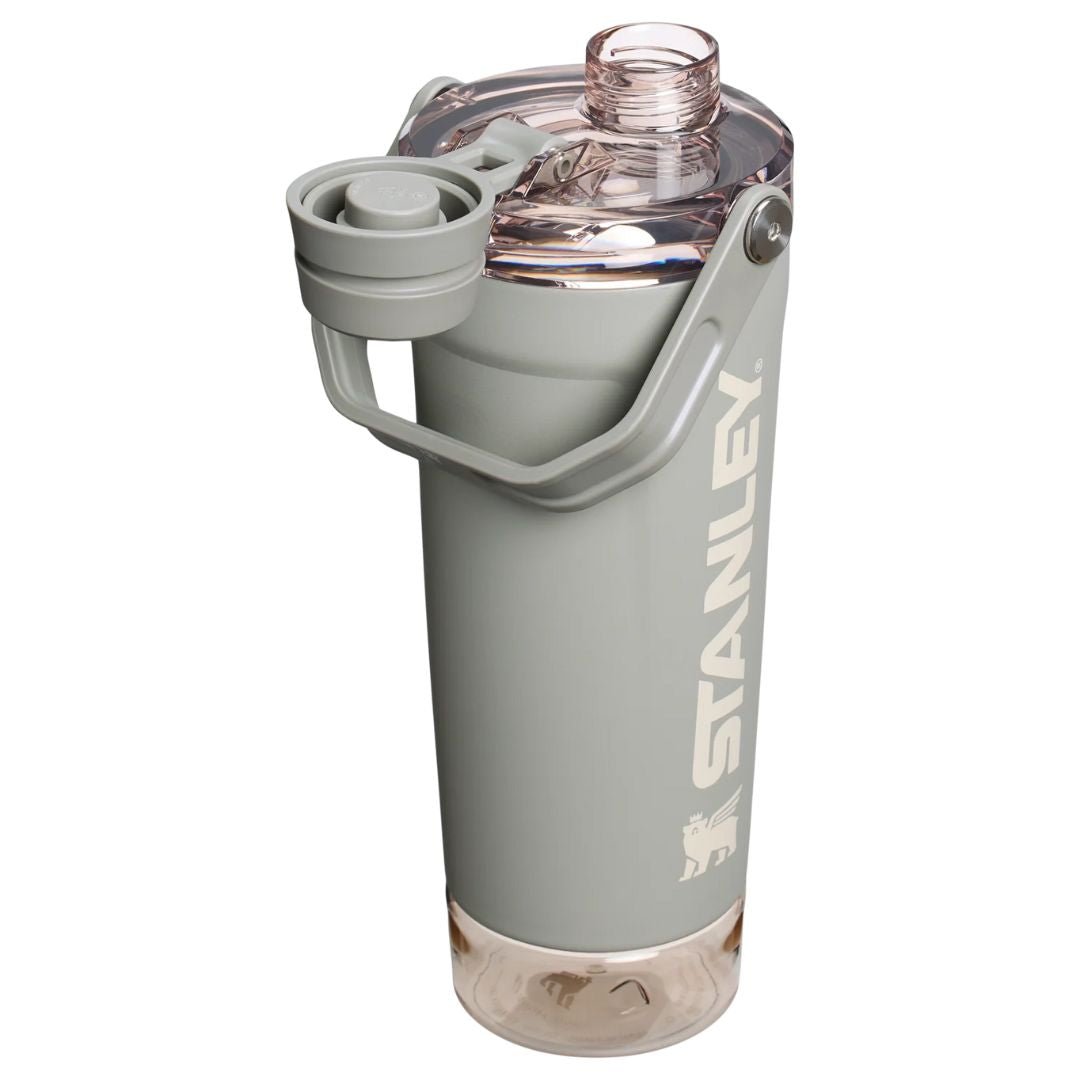Stanley The Activate Shaker Bottle | 20 OZ Sage Grey