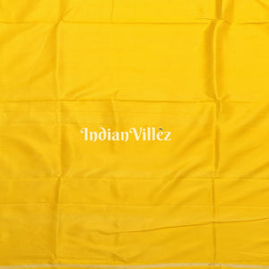 Green Banarasi Katan Silk Saree Inspired by Big Ben, London & United States Capitol, Washington DC