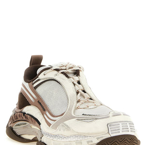 Balenciaga Triple S. 2 Sneakers
