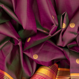 Maroon Handloom Kanchipuram Silk Saree With Chakaram Buttas