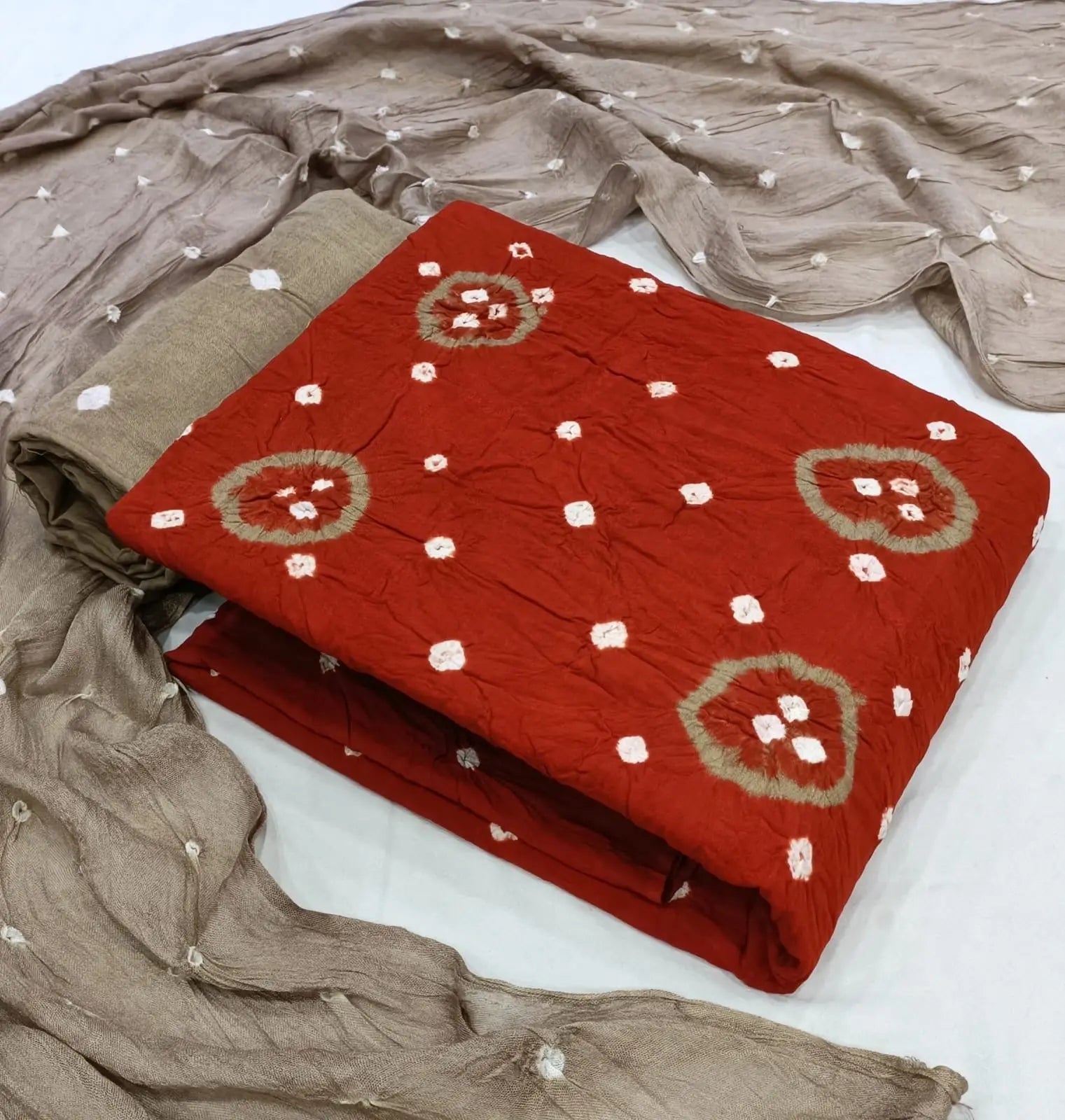 Dual Contrast Tye and Dye Bandhani Material (Unstitched)