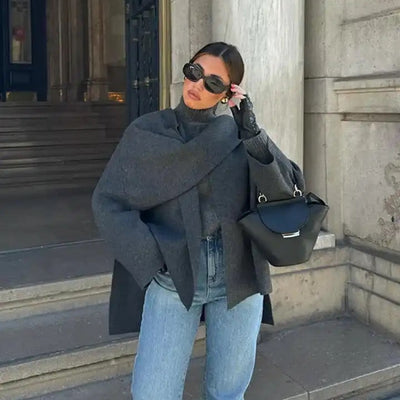 Essie Vintage Woolen Short Coat in Grey with Scarf