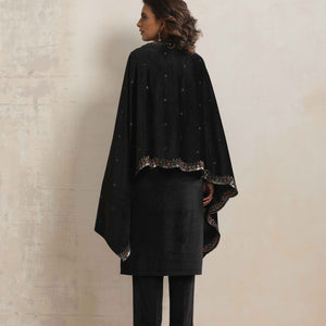 trueBrowns Black Velvet Geometric Embroidered Kurta Pant Dupatta Set
