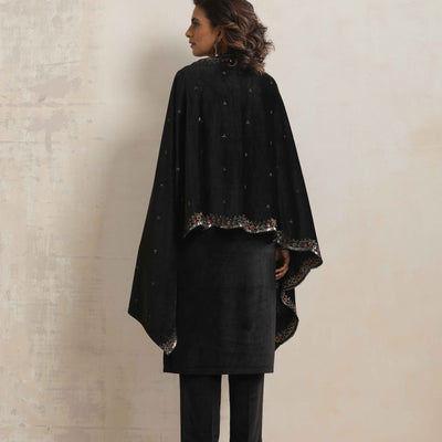 trueBrowns Black Velvet Geometric Embroidered Kurta Pant Dupatta Set