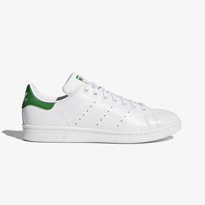 ADIDAS ORIGINALS | STAN SMITH { CLOUD WHITE/CORE WHITE/GREEN