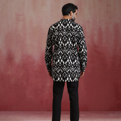 trueBrowns Men's Black Ikat Co-ord Set