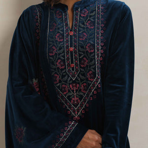 trueBrowns Blue Velvet Floral Embroidered Kurta Pant Dupatta Set