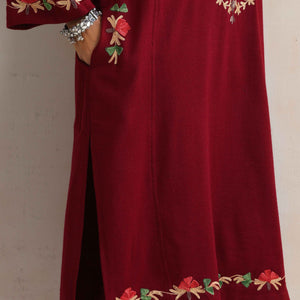 trueBrowns Maroon Kashmiri Embroidered Woollen Phiran Kurta