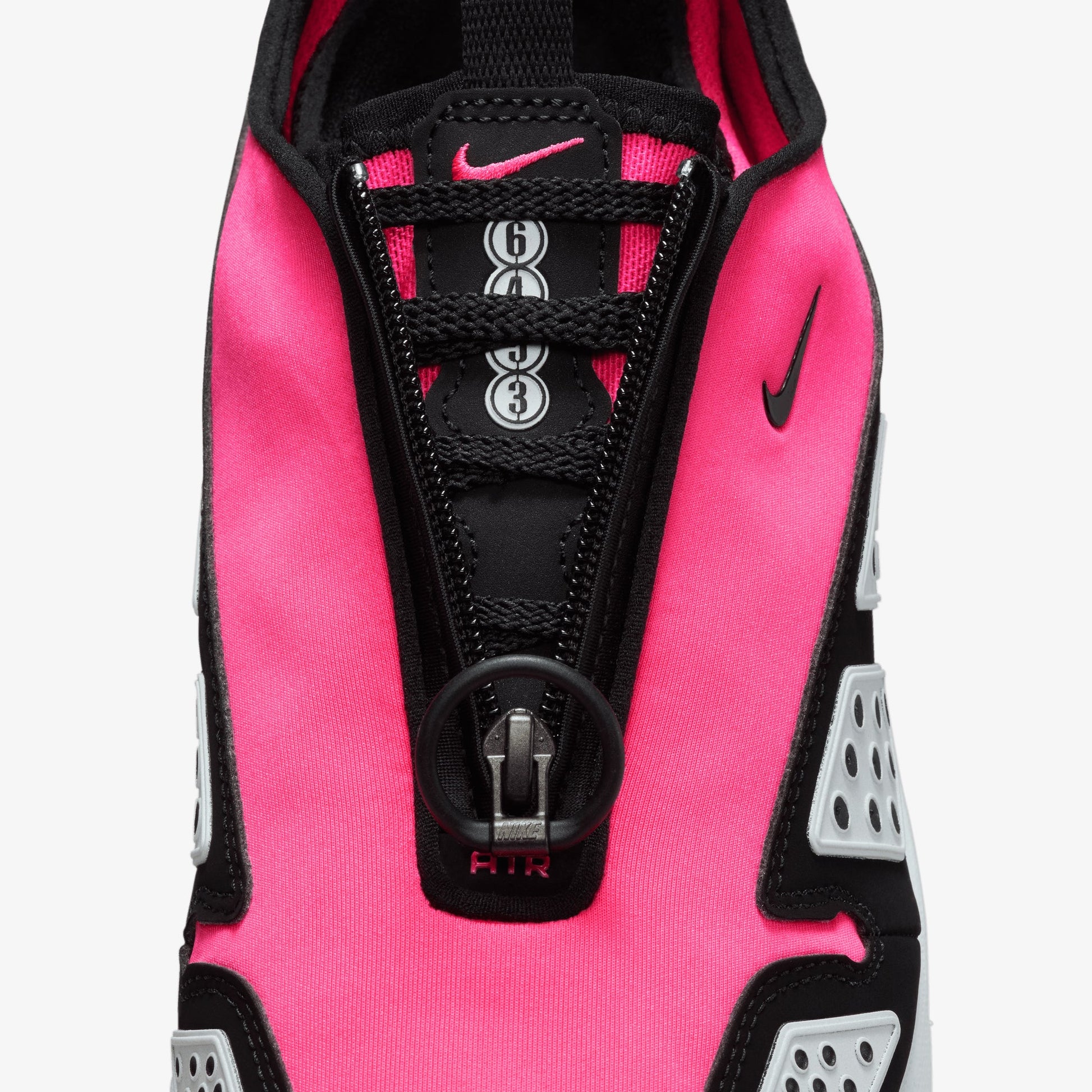 NIKE | AIR MAX SNDR { PINK/BLACK