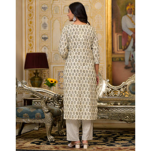 green-floral-printed-pure-cotton-straight-salwar-suit-1