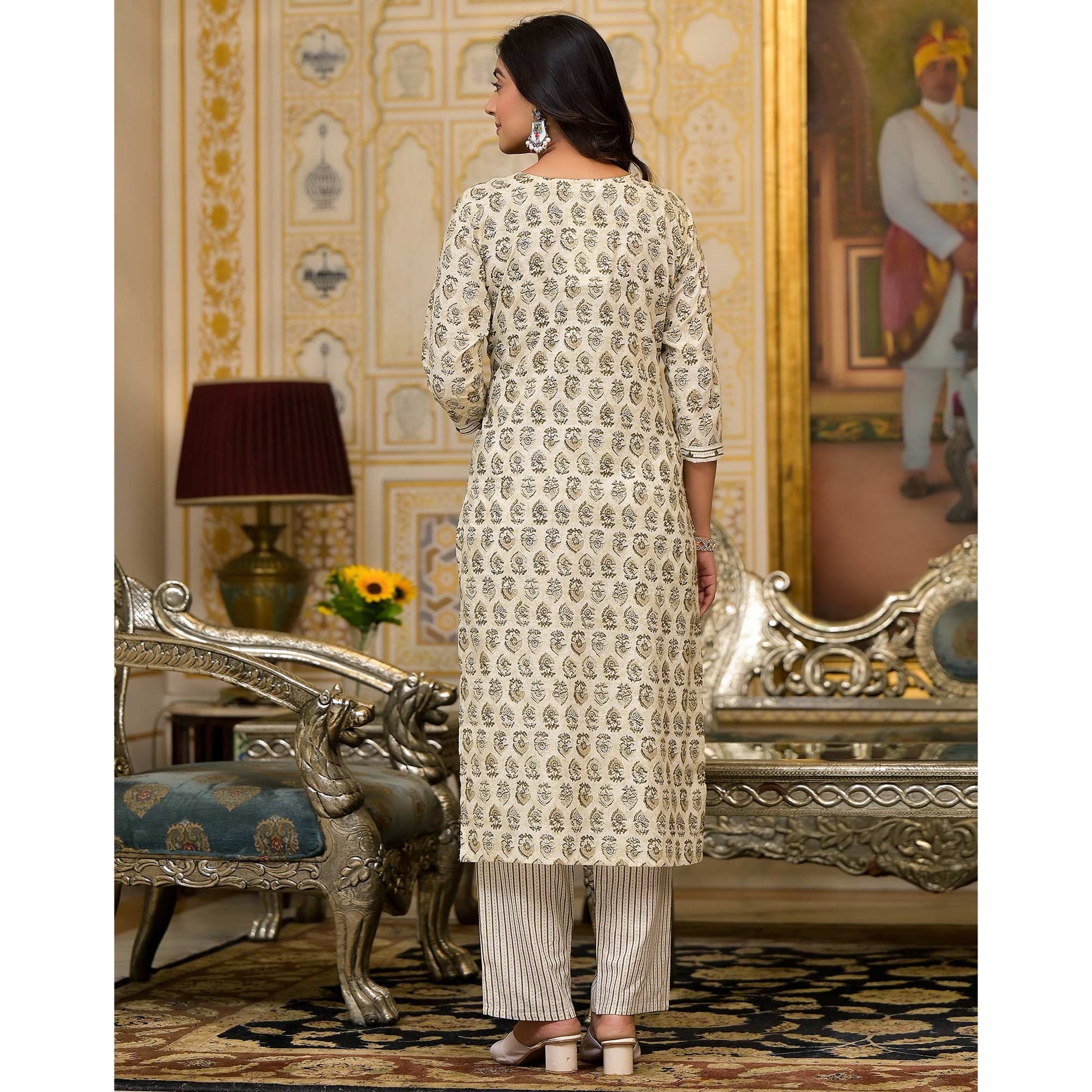 green-floral-printed-pure-cotton-straight-salwar-suit-1