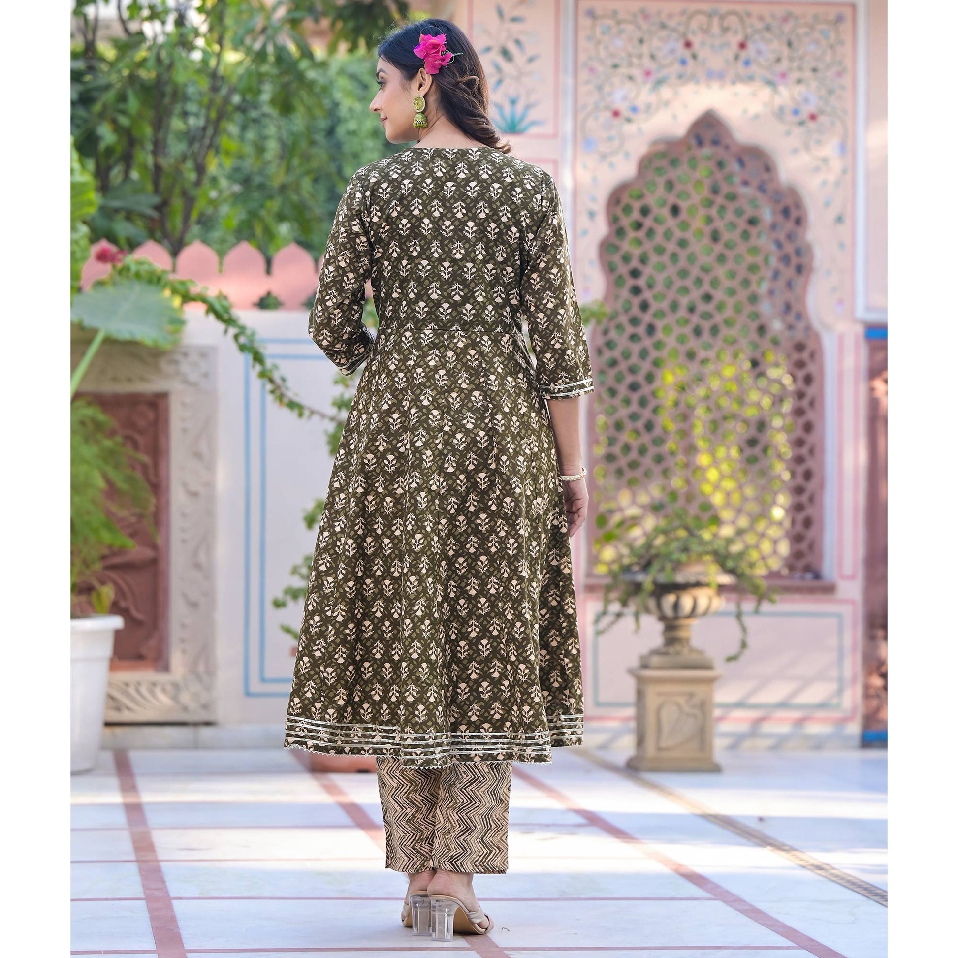 green-floral-printed-pure-cotton-anarkali-salwar-suit