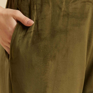 green-embroidered-velvet-straight-salwar-suit-1