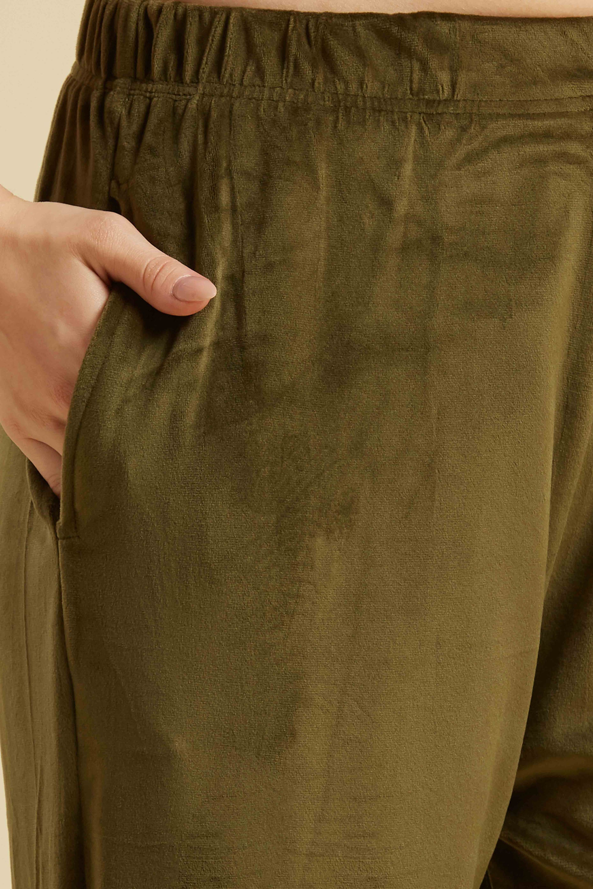 green-embroidered-velvet-straight-salwar-suit-1
