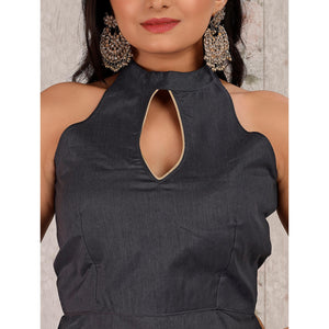 grey-foil-printed-lycra-saree-with-embroidered-lace-border