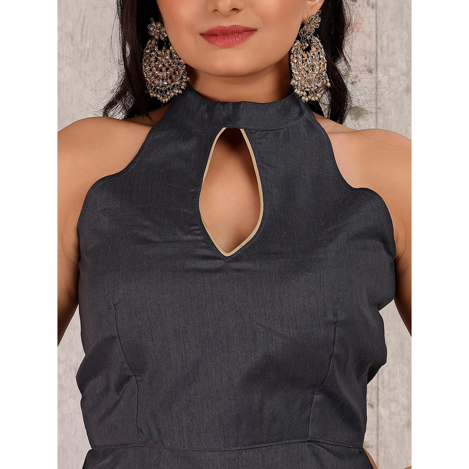 grey-foil-printed-lycra-saree-with-embroidered-lace-border