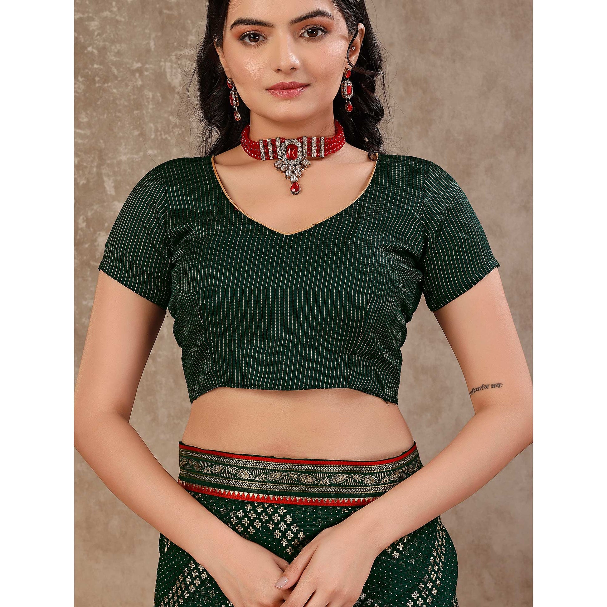 green-foil-printed-chiffon-saree-with-lace-border-5