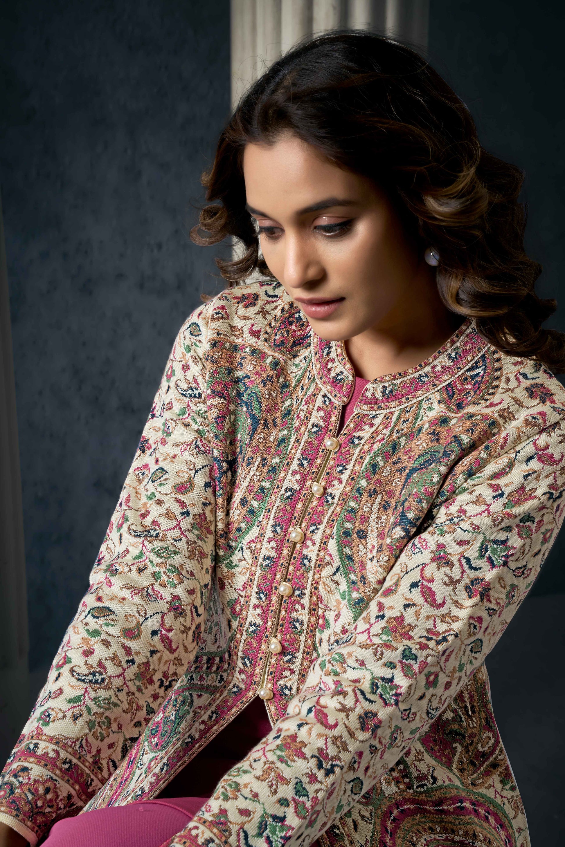 Cream Paisley Weaving Woolen Front Slit Top Bottom Set with Jacket