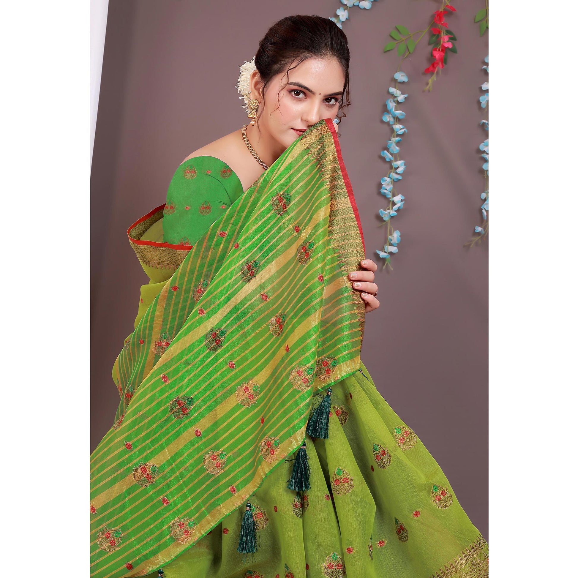 yellow-floral-woven-cotton-silk-saree-with-tassels-10