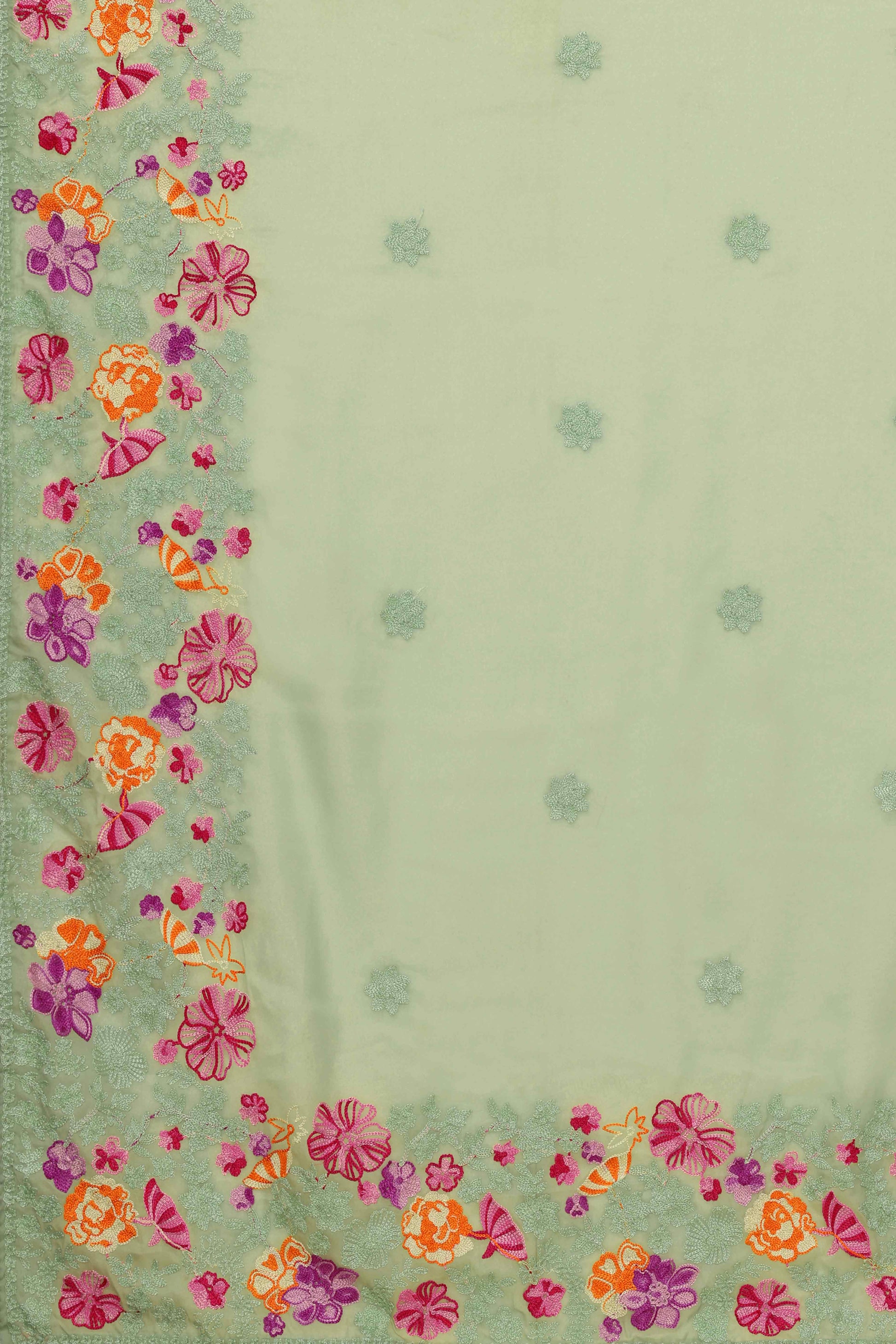 green-floral-embroidered-organza-saree-17
